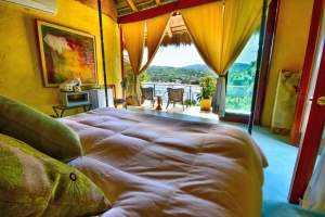 amor-boutique-hotel-panoramicas-Mi-Primer-Beso-bedroom-ocean-view