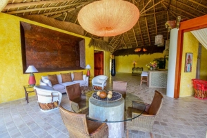 amor-boutique-hotel-panoramicas-besito-dulce-living-area