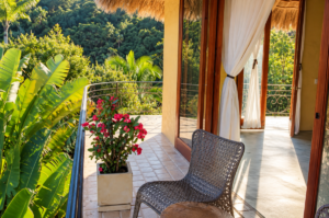 amor-boutique-hotel-primer-beso-oceanview-balcony